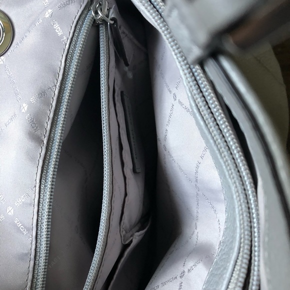 Micheal Kors shoulder tote bag - Picture 7 of 10